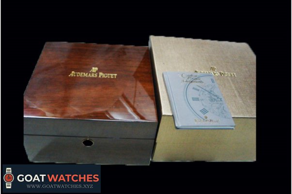 Audemars Piguet - Original Wooden Square Painted Box Set 2