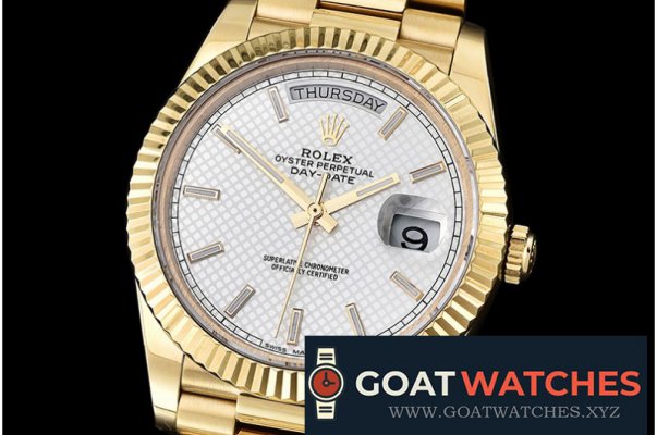 Rolex - DayDate 228206 YG/YG White Stick BP Swiss 2836