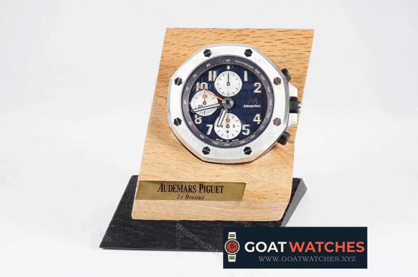 Audemars Piguet - Royal Oak Offshore 26470 Table Clock CKF Quartz Mod