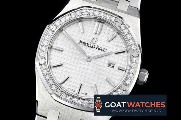 Audemars Piguet - Royal Oak Ladies 33mm SS/SS Wht Diams JF Swiss ETA Qtz