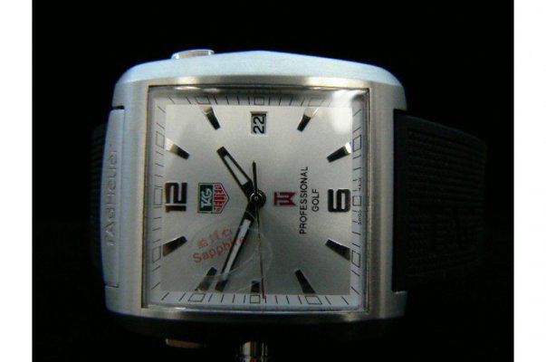 TAG TIGER WOODS GOLF PROFESSIONAL IN ORGINAL SWISS QUARTZ WHITE